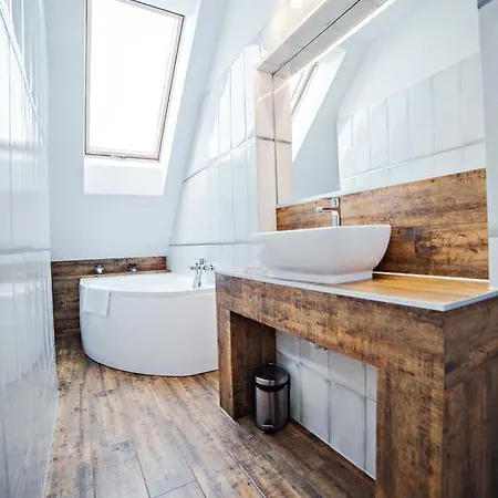 شقة Everysky - Komuny Paryskiej كارباش