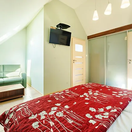 Everysky - Komuny Paryskiej شقة كارباش