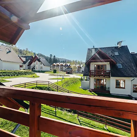 Everysky - Komuny Paryskiej كارباش