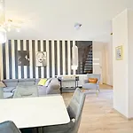 Apartamento Everysky - Komuny Paryskiej *