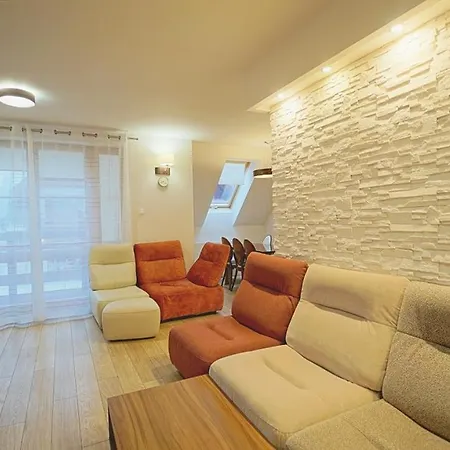 Apartament Everysky - Komuny Paryskiej *