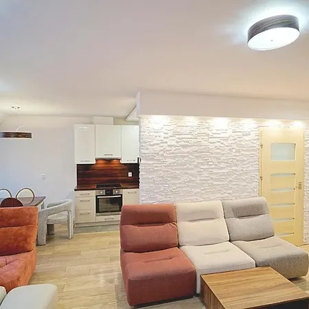 Everysky - Komuny Paryskiej * Karpacz