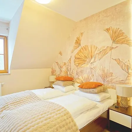 Everysky - Komuny Paryskiej Karpacz