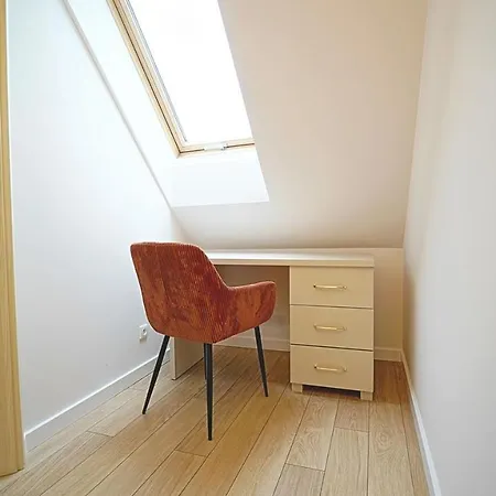 Everysky - Komuny Paryskiej