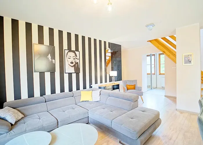 Everysky - Komuny Paryskiej Apartament *