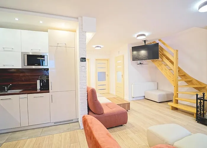 Everysky - Komuny Paryskiej