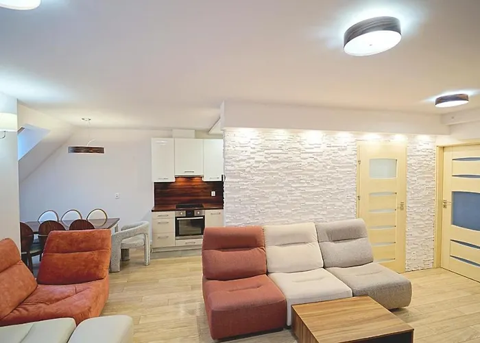 Everysky - Komuny Paryskiej * 카르파츠