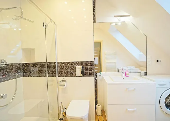 Everysky - Komuny Paryskiej 카르파츠